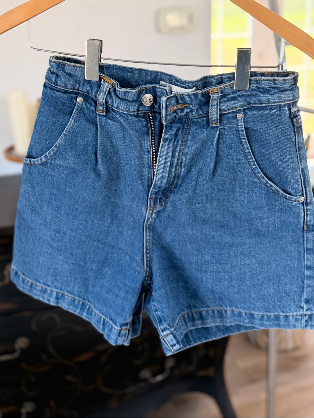 Mango (MNG Denim) High-Waisted Pleated Denim Shorts - Size 2